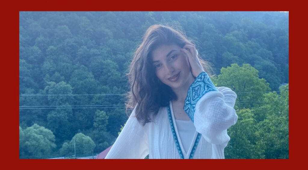 Դայանա Դալլաքյան/Քանդվեց բեմը