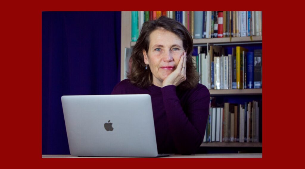 Կարդալ՝ մեծանալու համար/Իրա վան Դեյկ